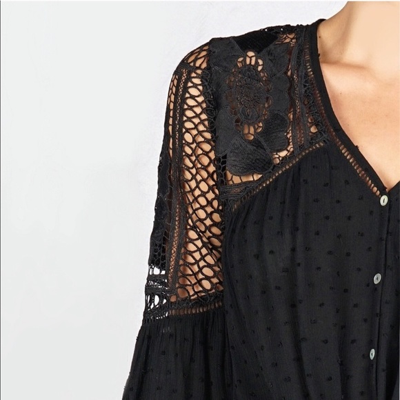 5⭐️ 1 LEFT /MORGAN/ Crochet Lace Tie Front Top - Picture 8 of 8